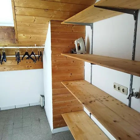 Aussergewoehnliche Atelierferienwohnung Mit Balkon An Der Donau Winzer Exterior photo