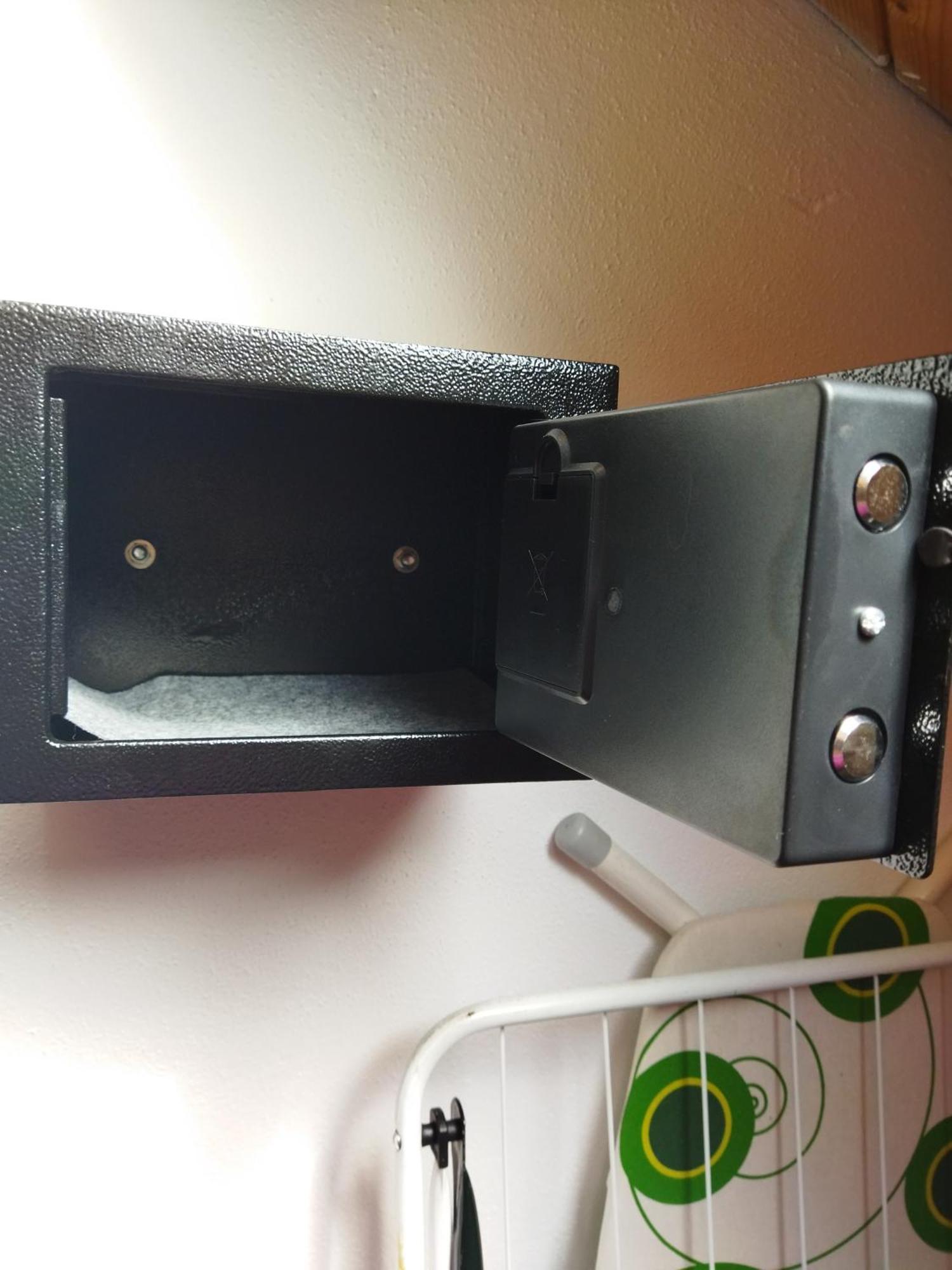 Aussergewoehnliche Atelierferienwohnung Mit Balkon An Der Donau Apartment *